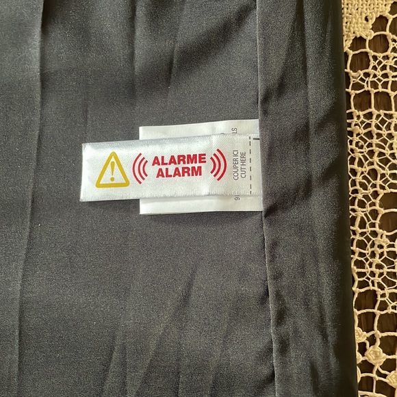 Laura Skirt - Picture 6 of 7